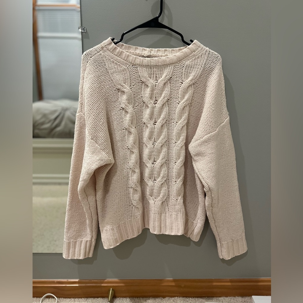 American Eagle Sweater Size L